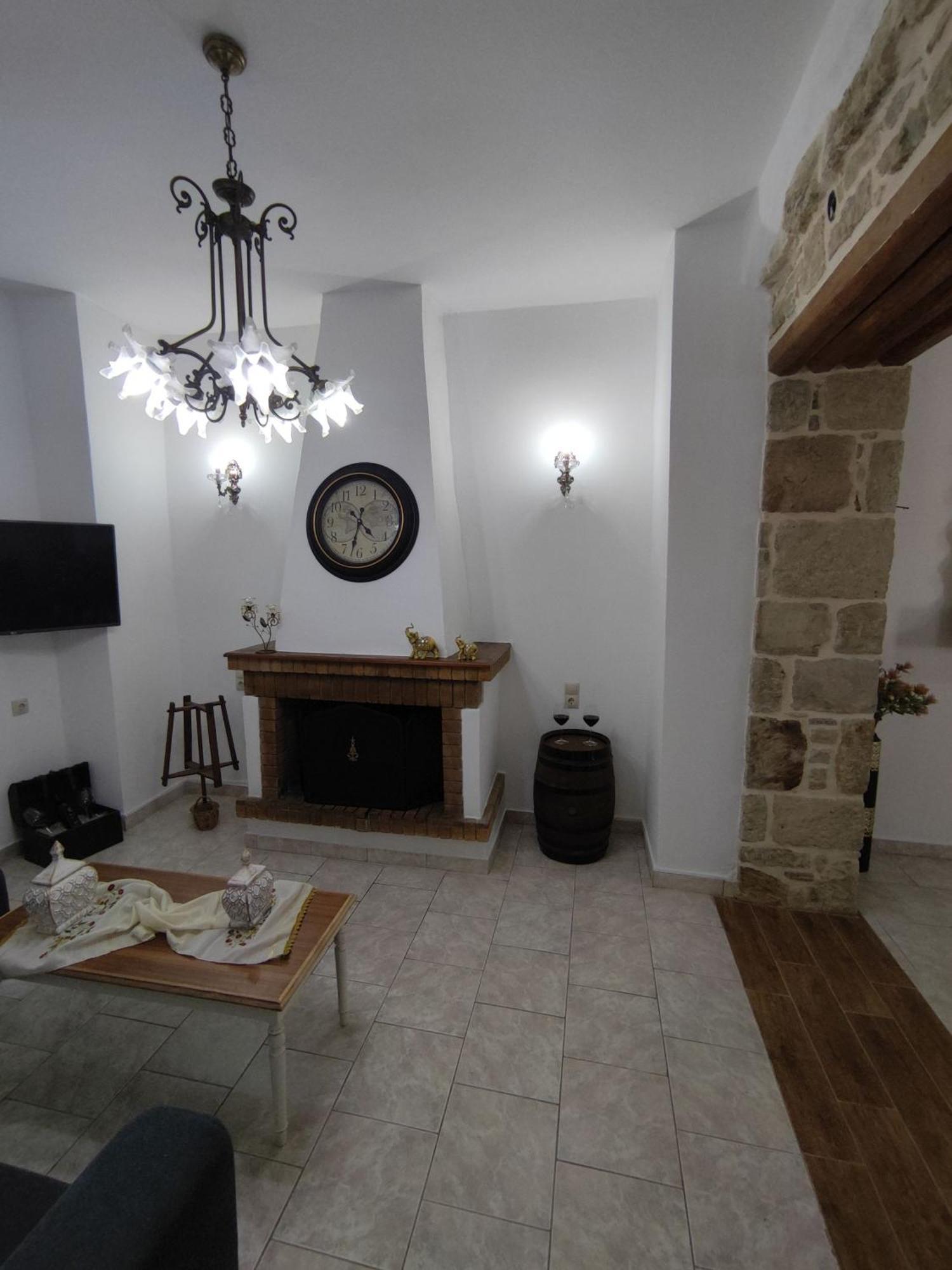 La Maison D Aspasia Kamilari Dış mekan fotoğraf