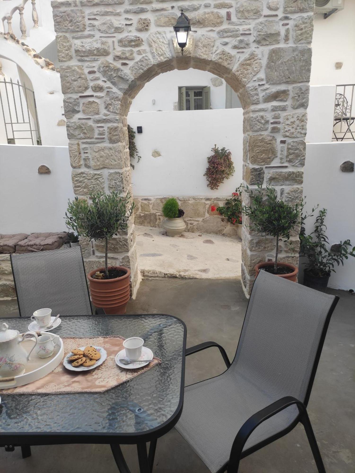 La Maison D Aspasia Kamilari Dış mekan fotoğraf